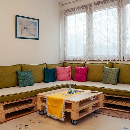 Heart Space, Your Soulful Sanctuary In Szarajevó
